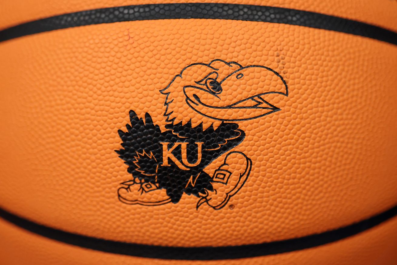 Eastern Illinois v Kansas