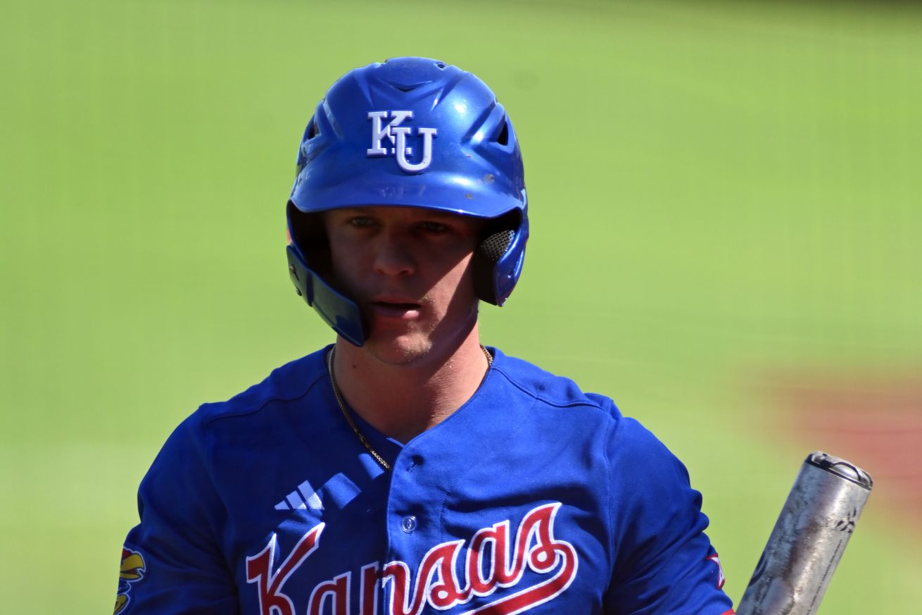 COLLEGE BASEBALL: FEB 24 Kansas at Washington State