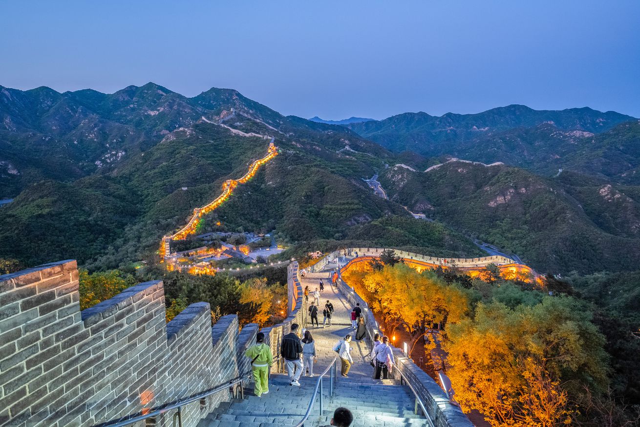 Badaling Great Wall Night Tour in Beijing