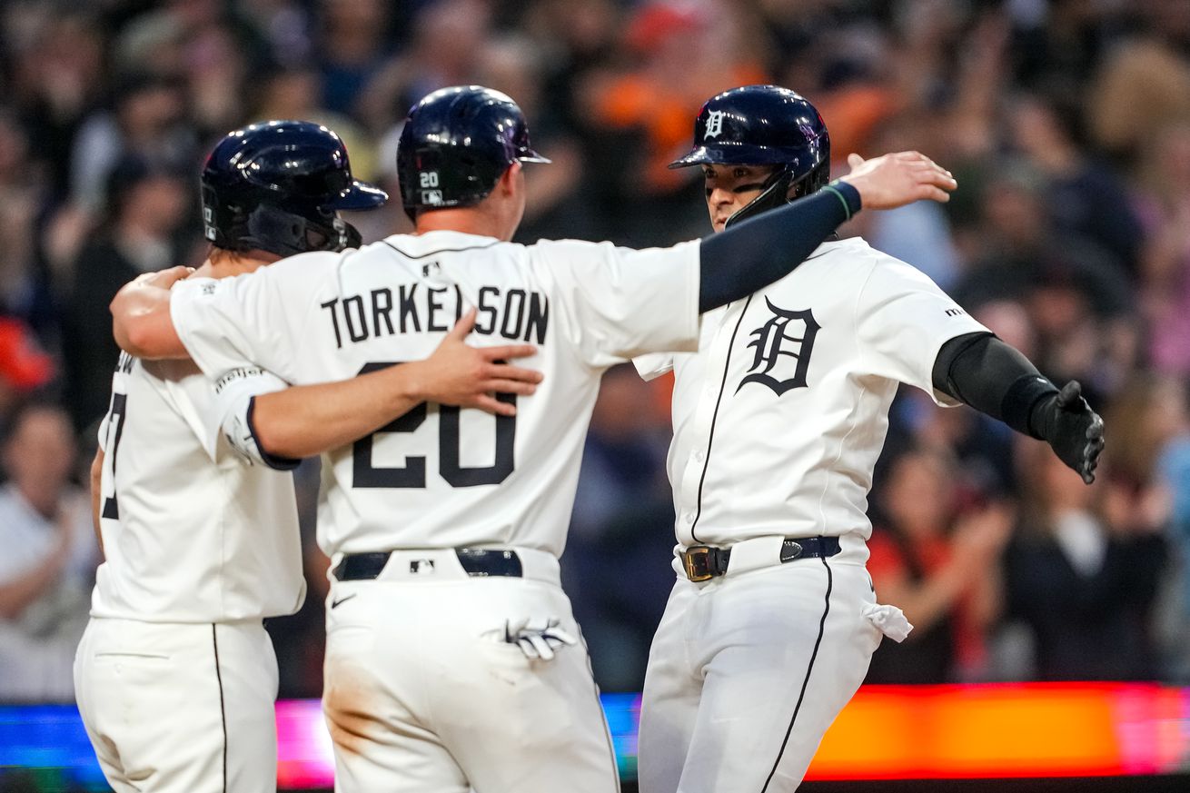 Boston Red Sox v Detroit Tigers