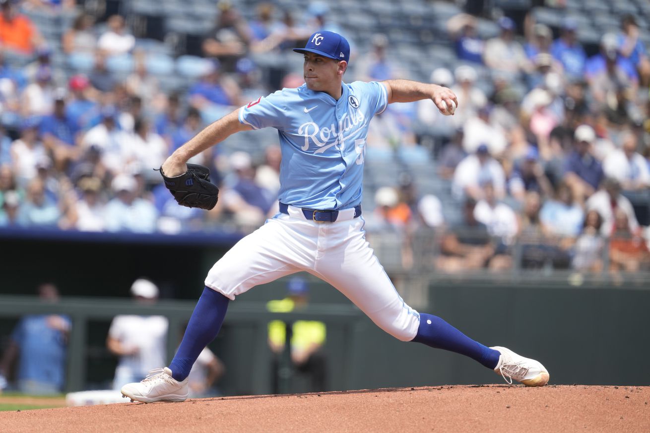 Detroit Tigers v Kansas City Royals
