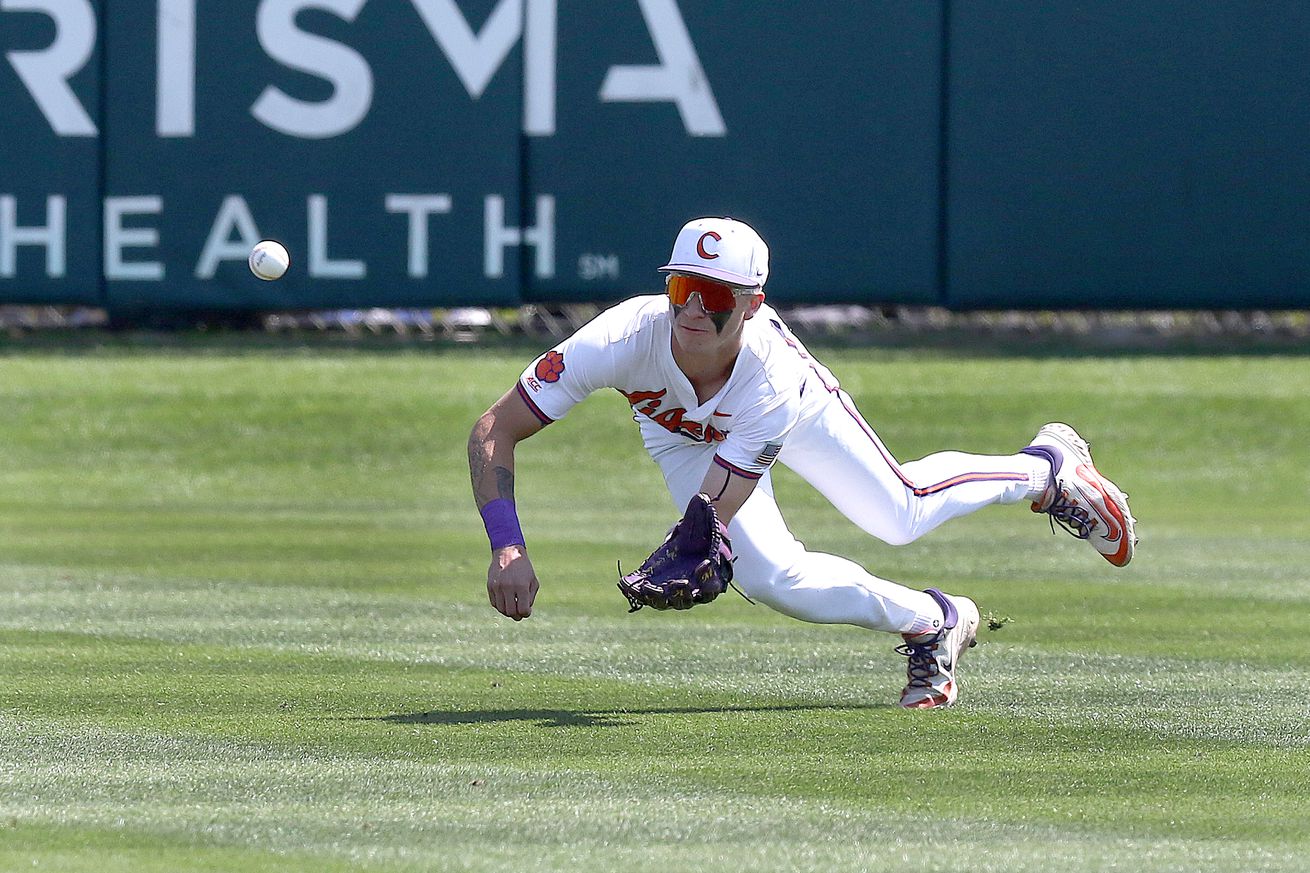 COLLEGE BASEBALL: APR 13 Stanford at Clemson