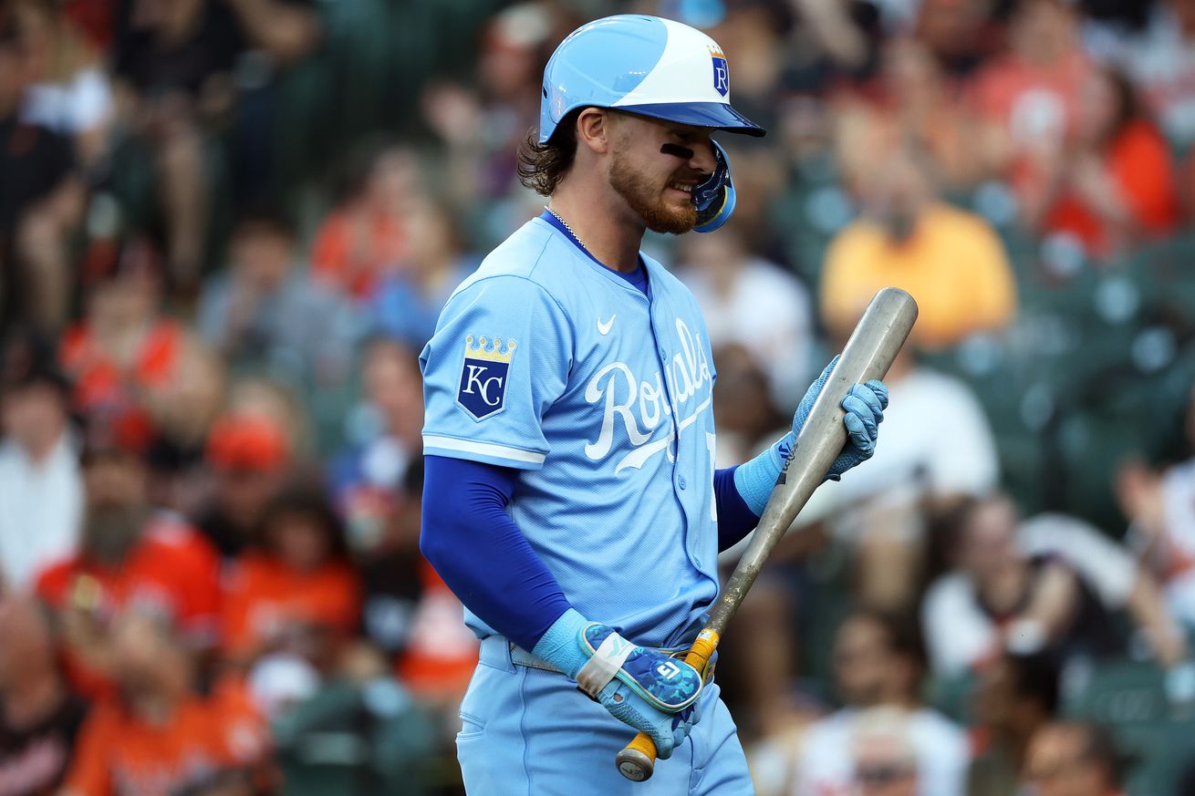 Kansas City Royals shortstop Bobby Witt Jr. (7) reacts to a strike out